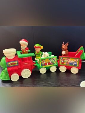 Fisher-Price Little People Musical Christmas Train